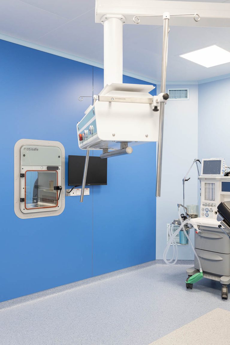 id clinic 5 768x1152
