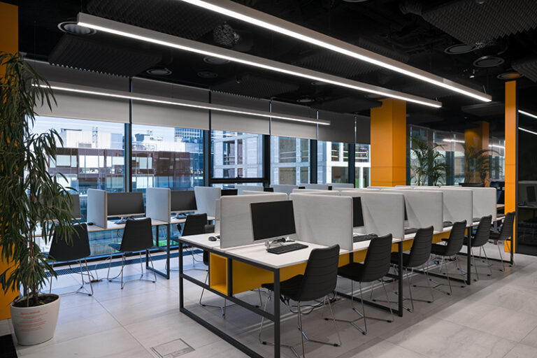 academy dtek 8 768x512