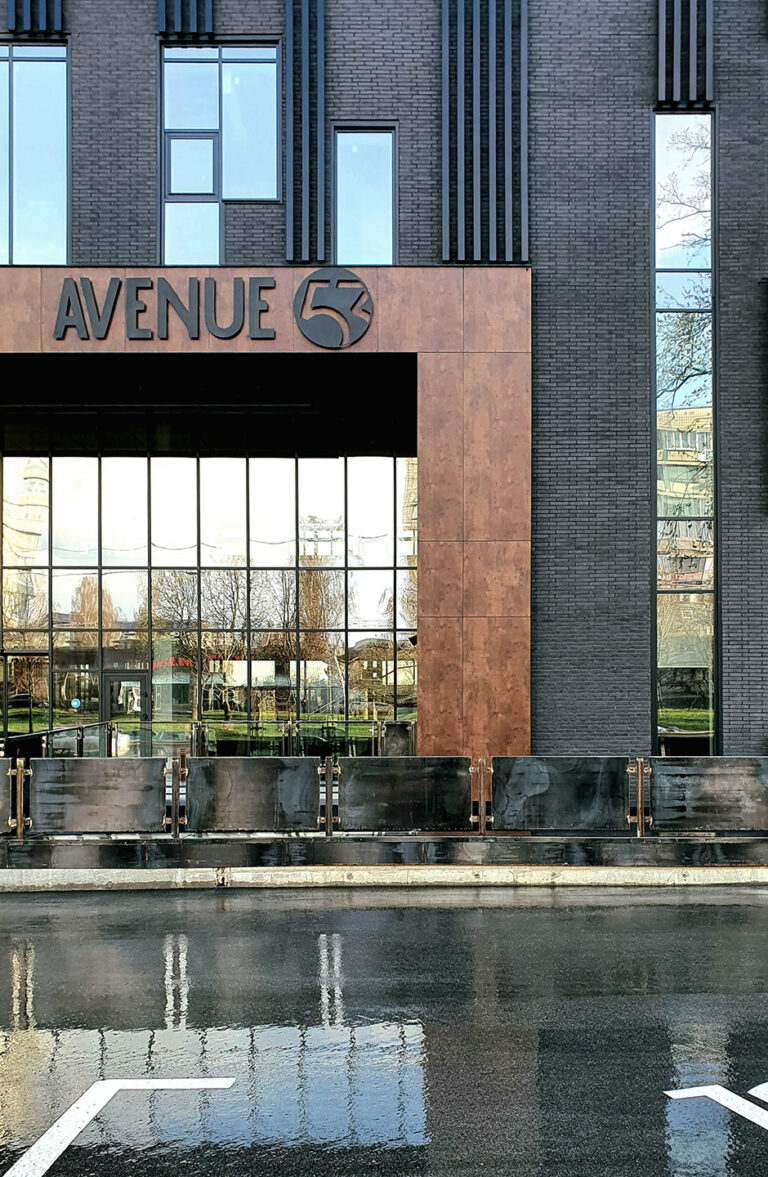 avenue 53 3 768x1177