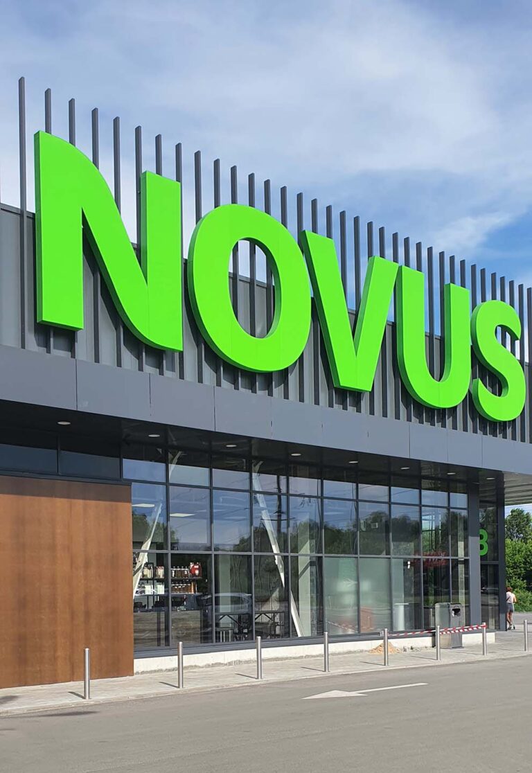 novus 7 768x1116