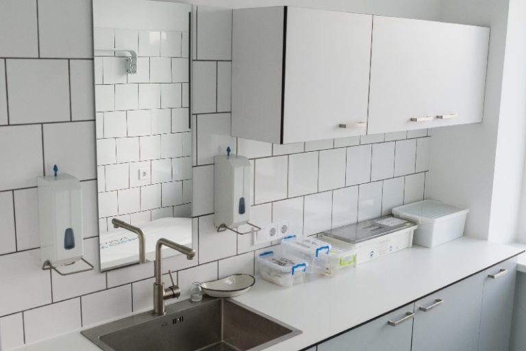 protsedurniy kabinet 768x513