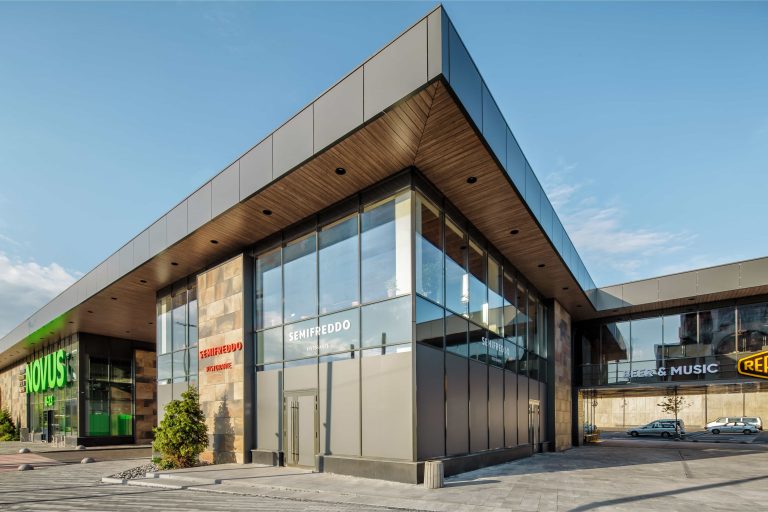 supermarket novus 2 768x512