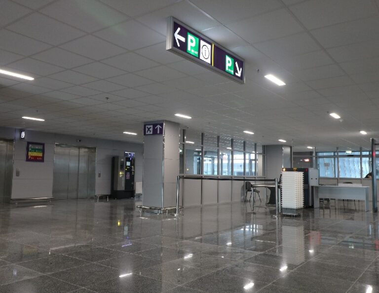 terminal d 1 768x594