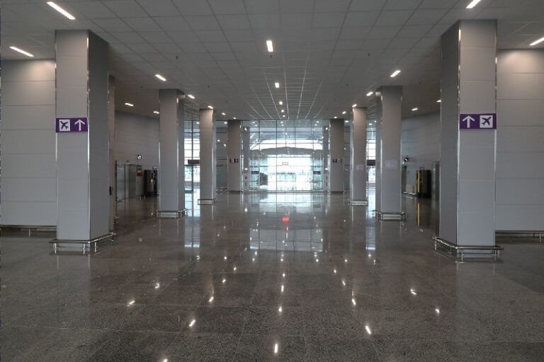 terminal d 768x512