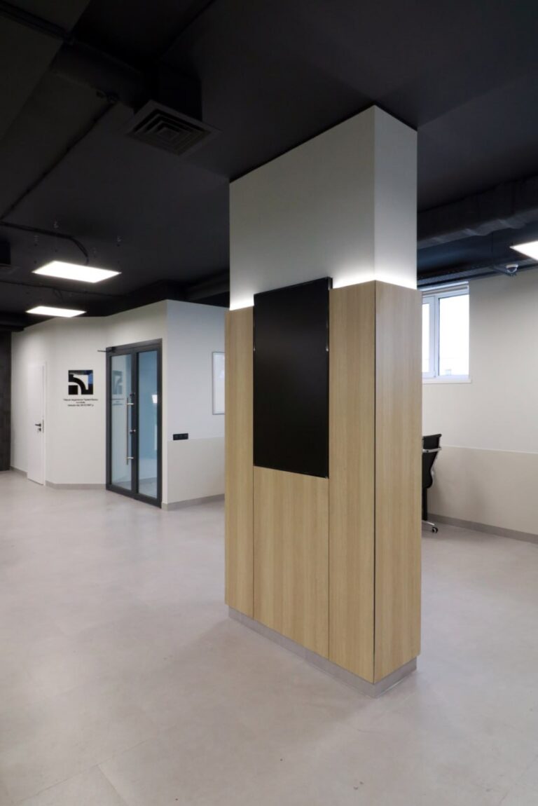 viddilennya privatbanku 6 768x1150