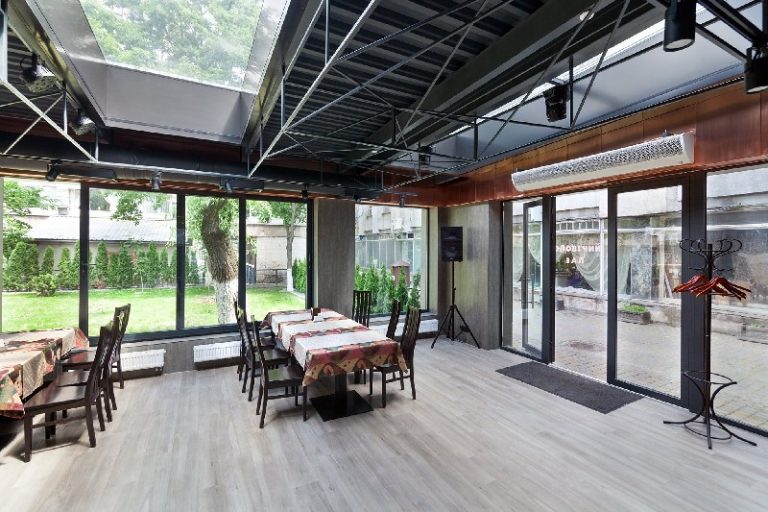 zeppelin kafe 9 768x512