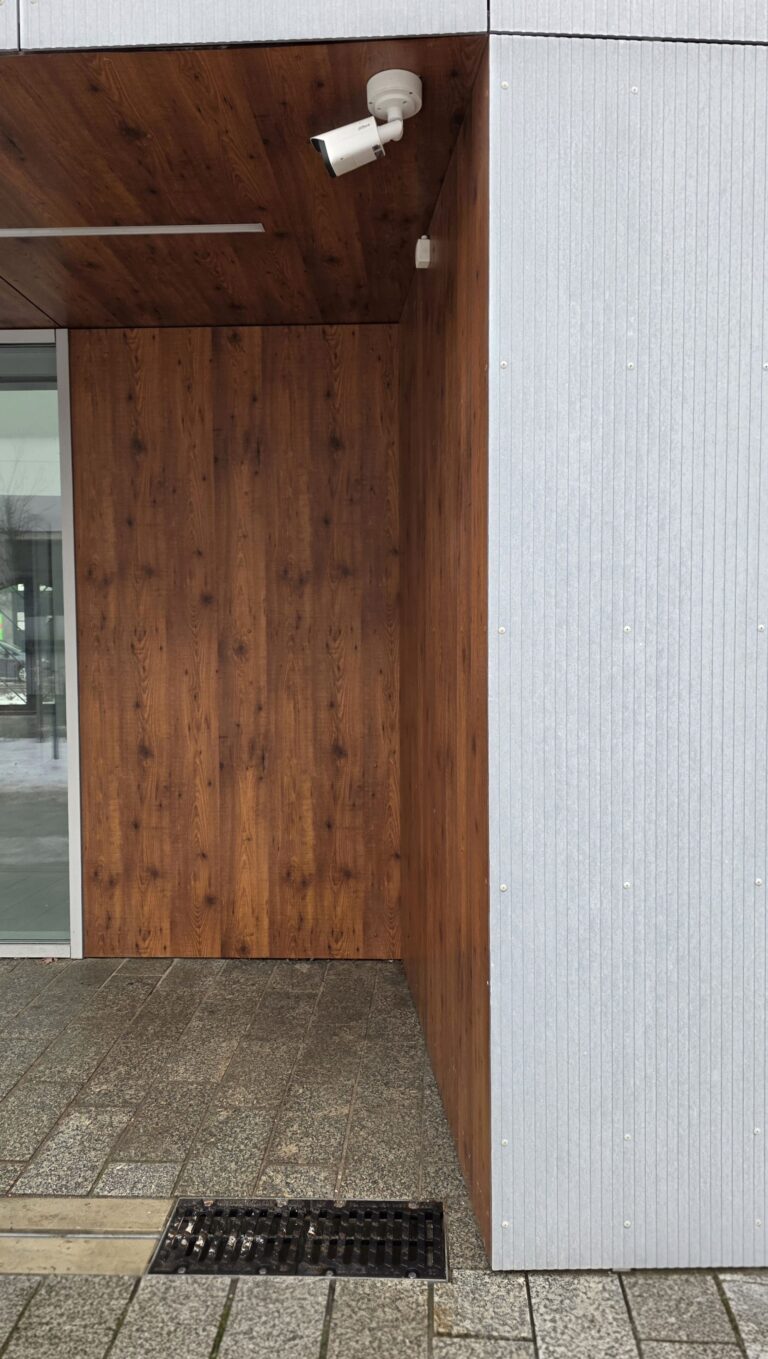 fasad muzeiu sucasnogo mistectva u piasecno 11 768x1359