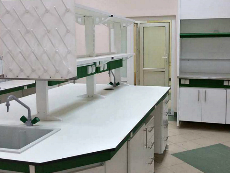 hpl max resistance u medichnikh meblyakh 1 768x577