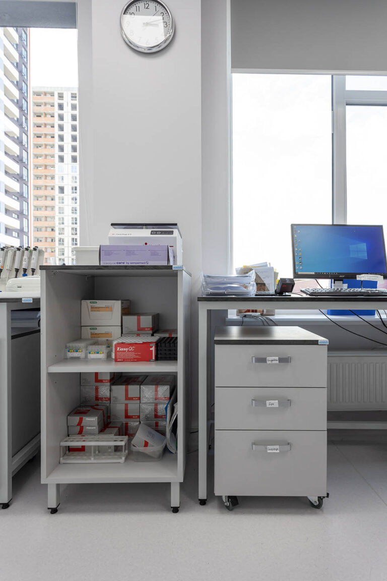 laboratoriia dila 5 768x1152