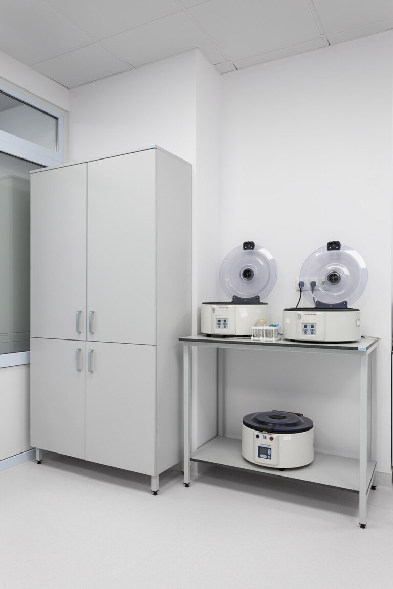 laboratoriia dila 7 768x1152