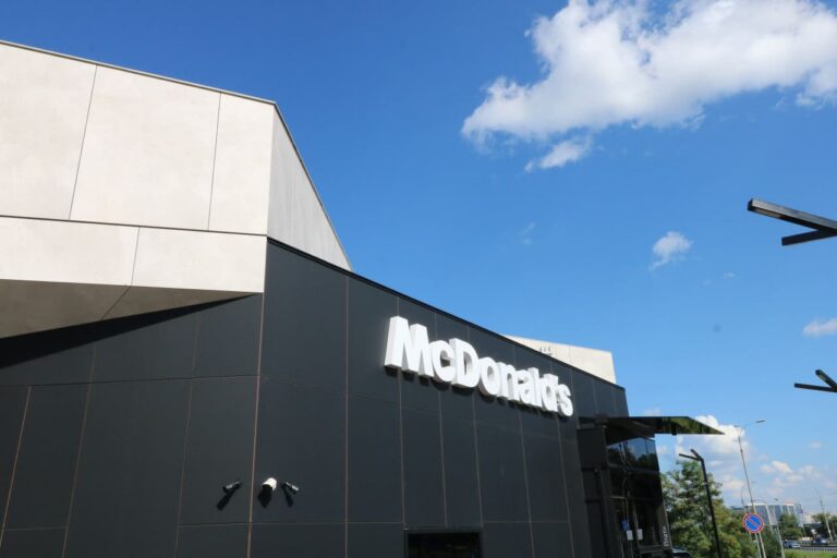 mc donalds 2 1 768x512