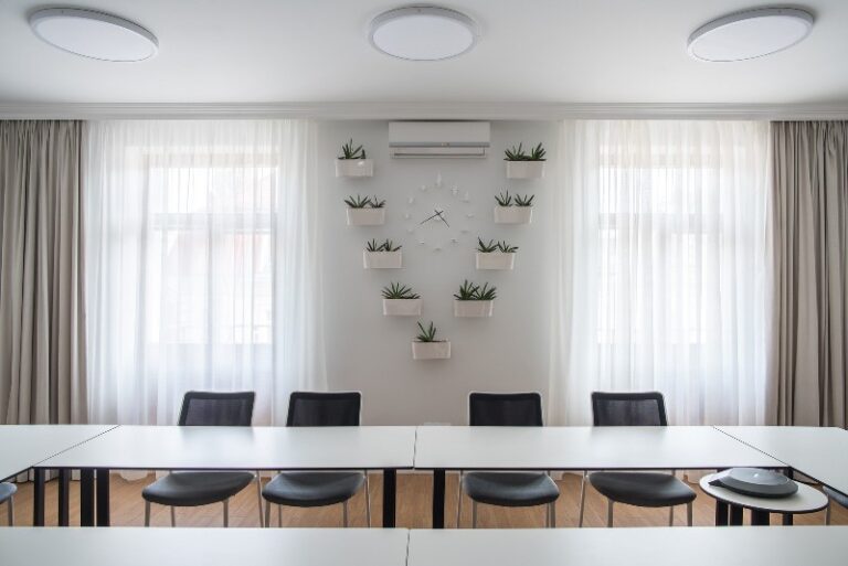 ofis vivat 7 768x513