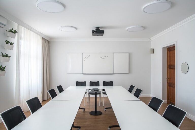 ofis vivat 9 768x513