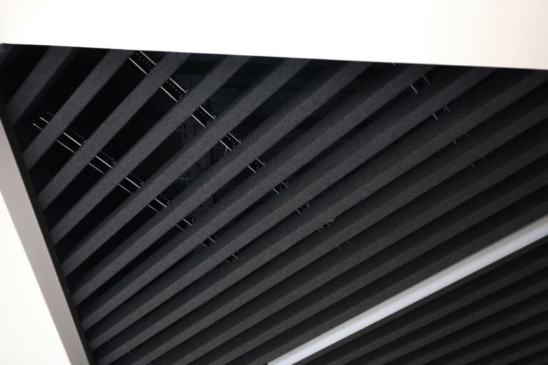 povstyani steli hunter douglas 11 768x512