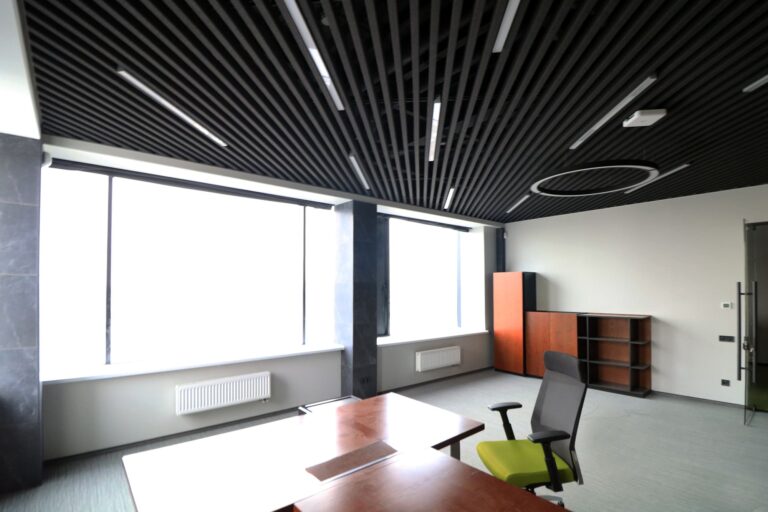 povstyani steli hunter douglas 9 768x512