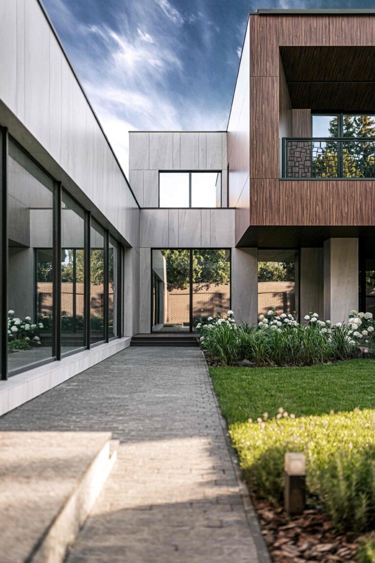 privatnii budinok twin house 1 1 768x1152