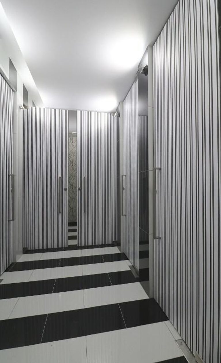 stk u trts insilver 10 768x1258