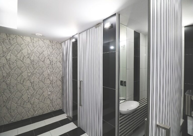 stk u trts insilver 2 768x541