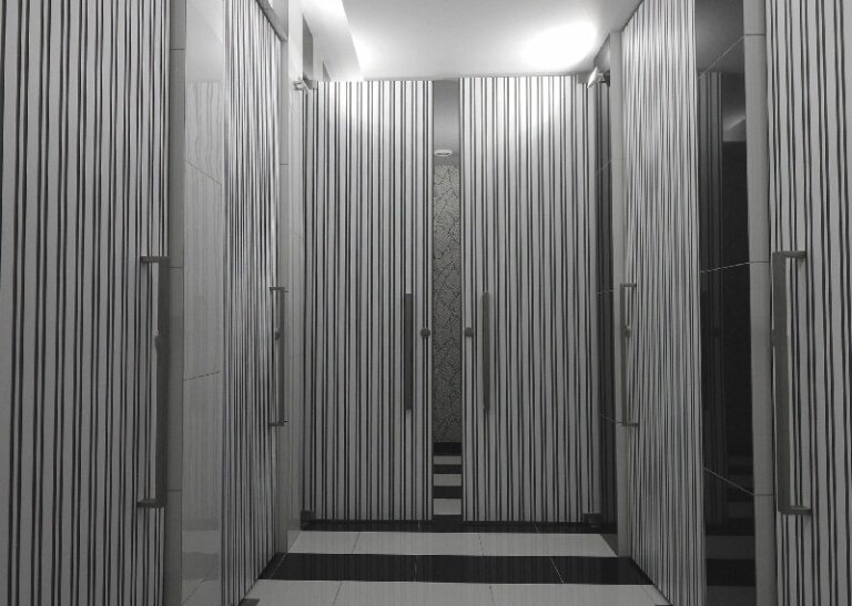 stk u trts insilver 768x547