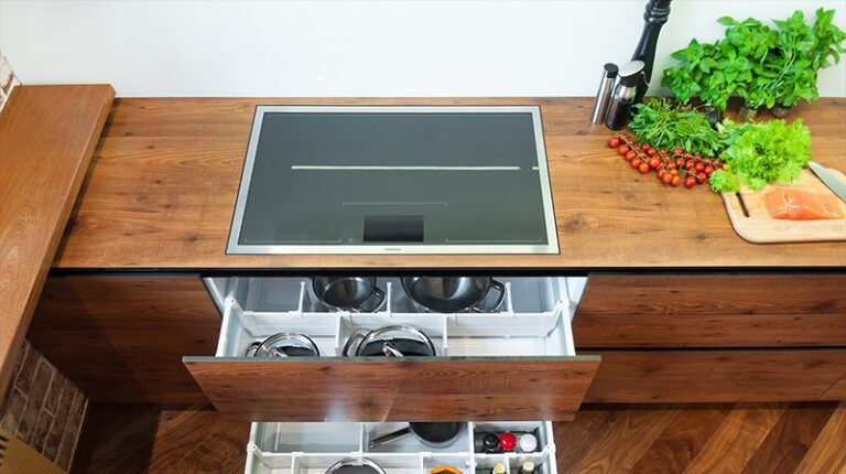 kuhnya wood 9 768x430