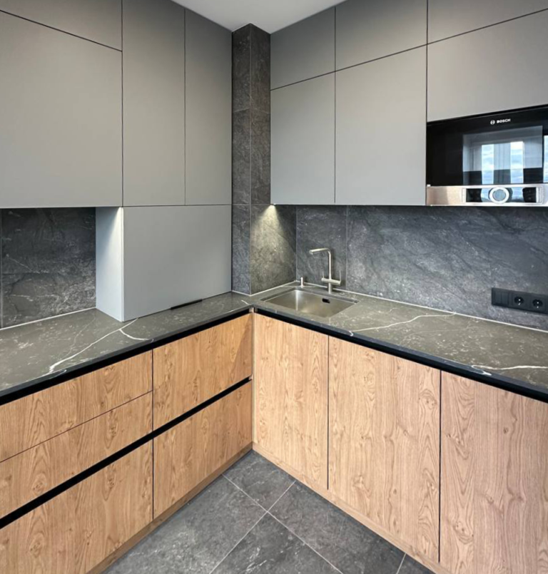 kuhnya wood stone 1 768x805