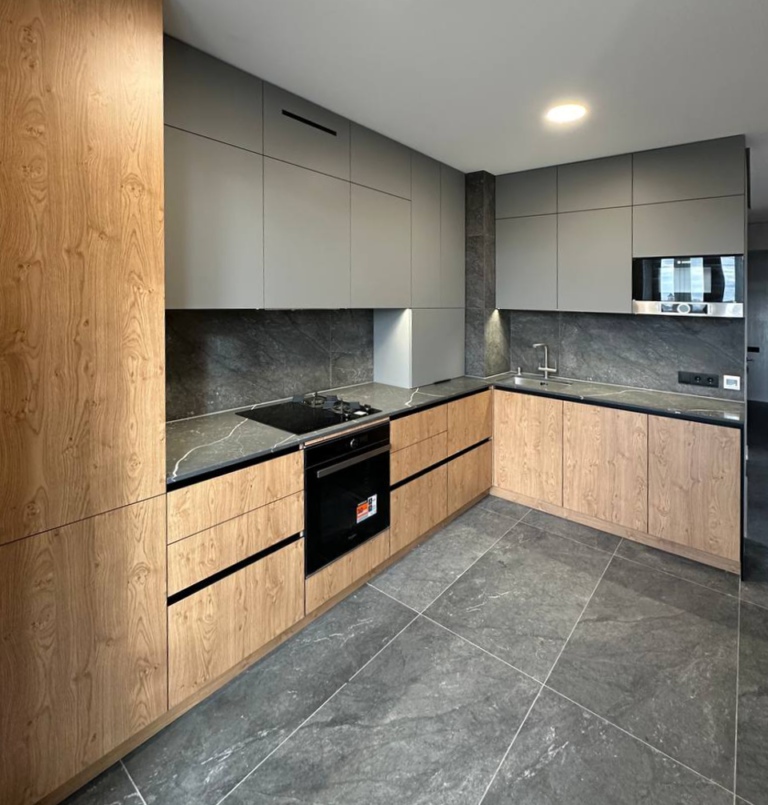 kuhnya wood stone 2 768x805