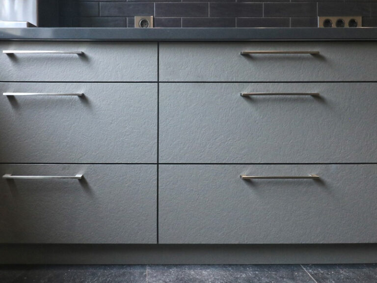 pearl gray 2 768x576