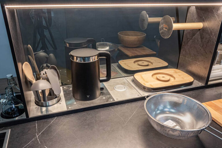 smart kitchen 2 768x512