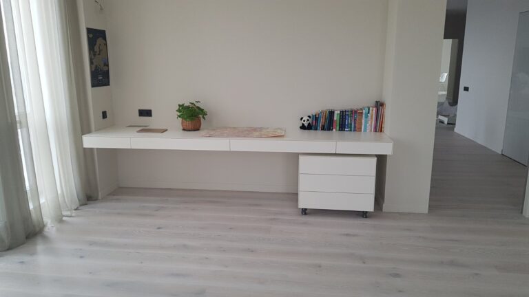 tumba dlya vitalni 1 768x432
